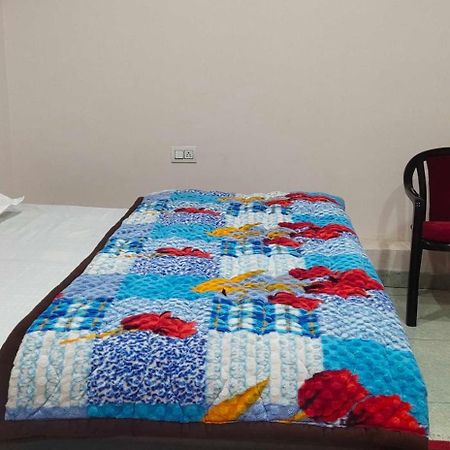 Hotel O Mohani Inn And Banquet كاوساني المظهر الخارجي الصورة