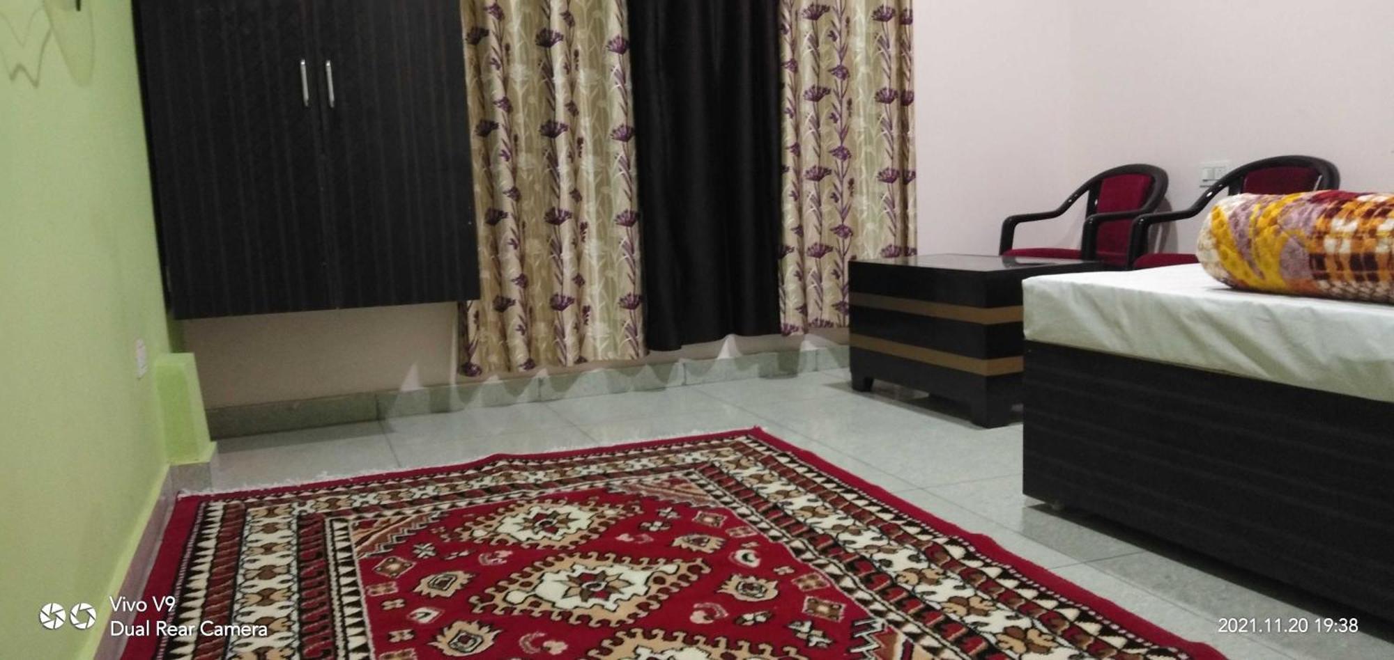 Hotel O Mohani Inn And Banquet كاوساني المظهر الخارجي الصورة