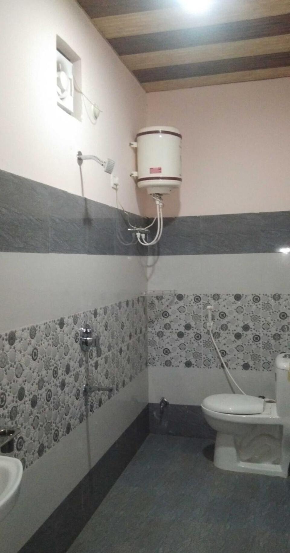 Hotel O Mohani Inn And Banquet كاوساني المظهر الخارجي الصورة